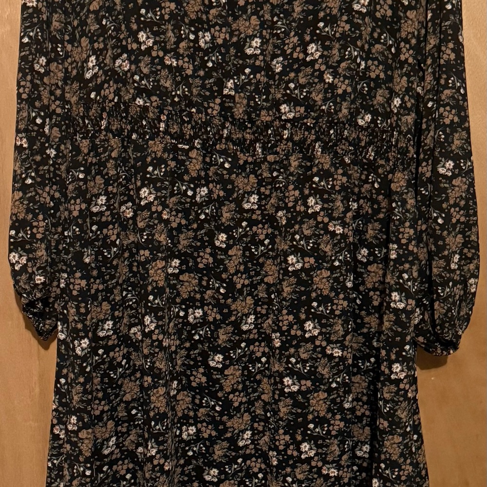 BloomChic Black and Brown Floral Dress